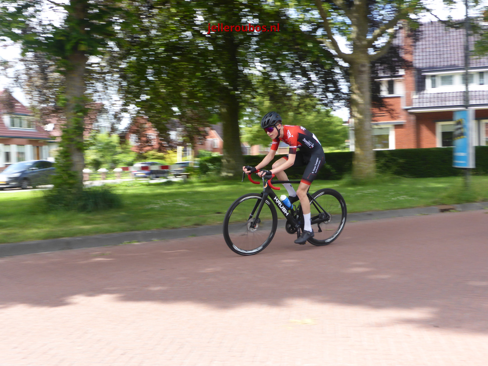 Jelle is hard aan het werk