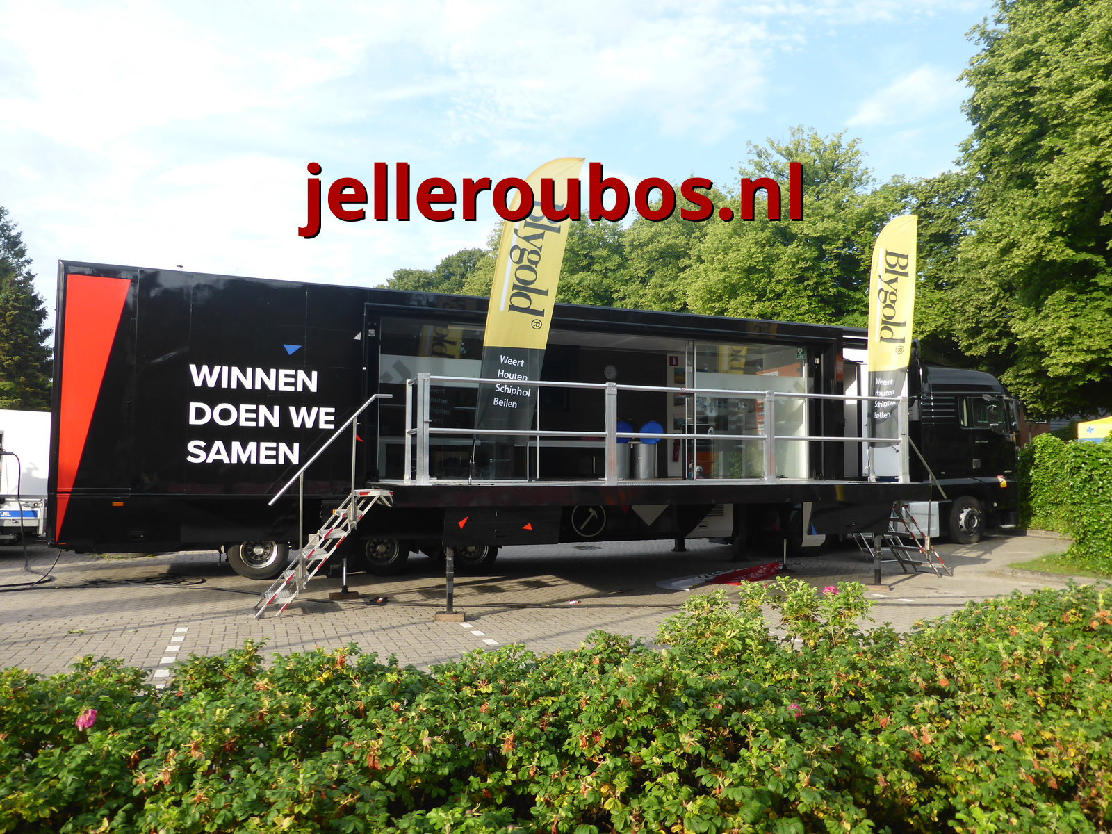 de VIPS bus